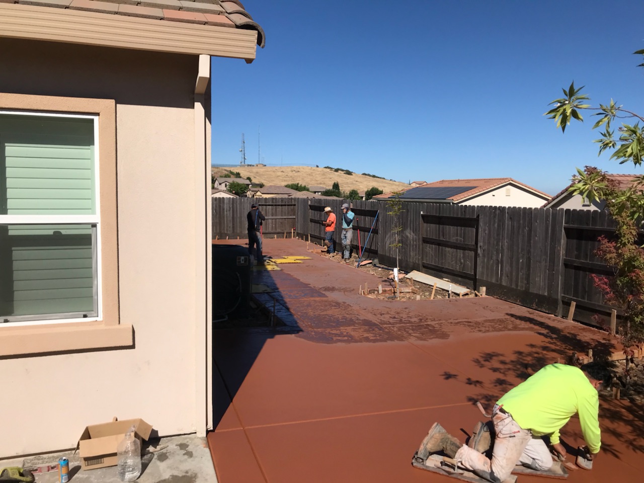 A picture of colored concrete in Brentwood.