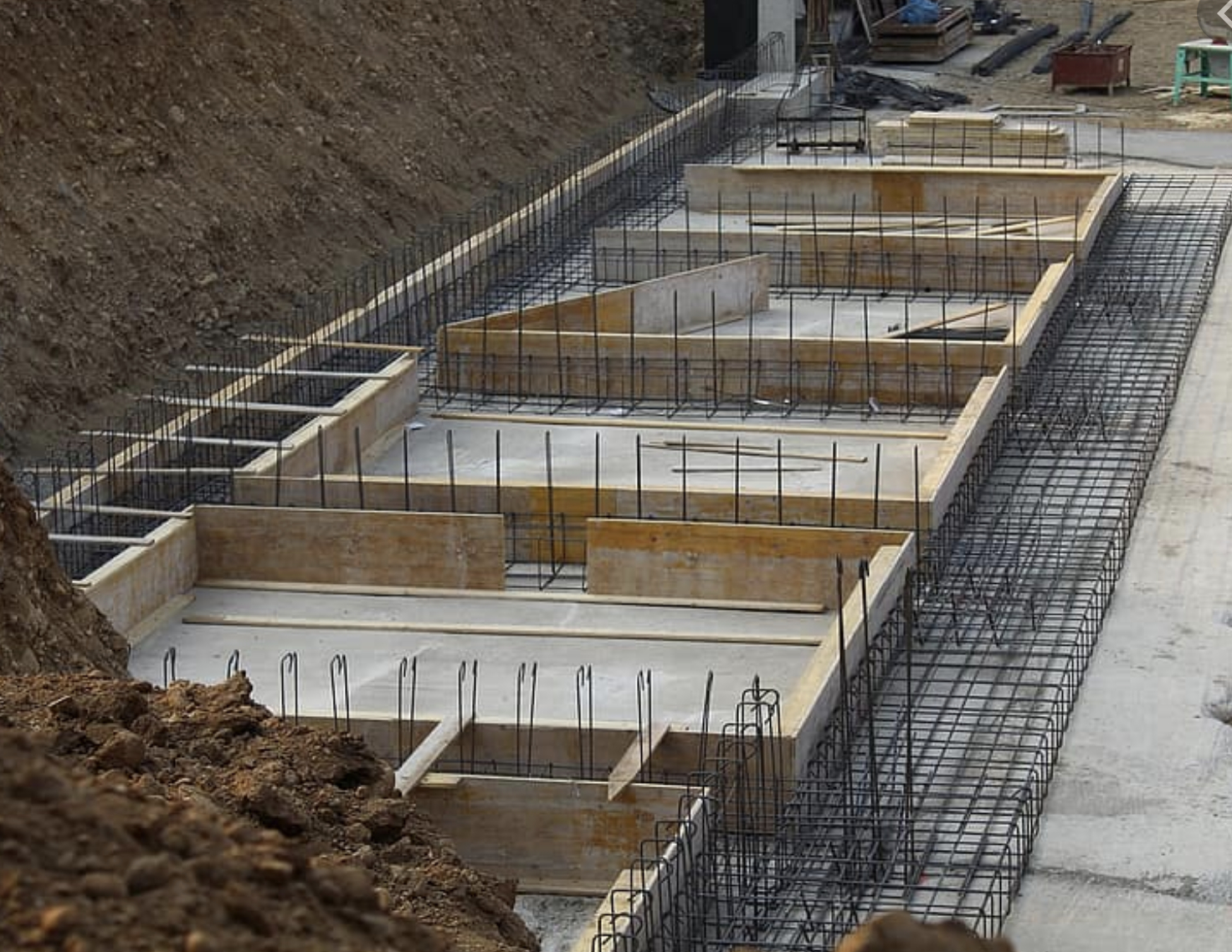 this is an image of railroad tie retaining walls in Brentwood, California